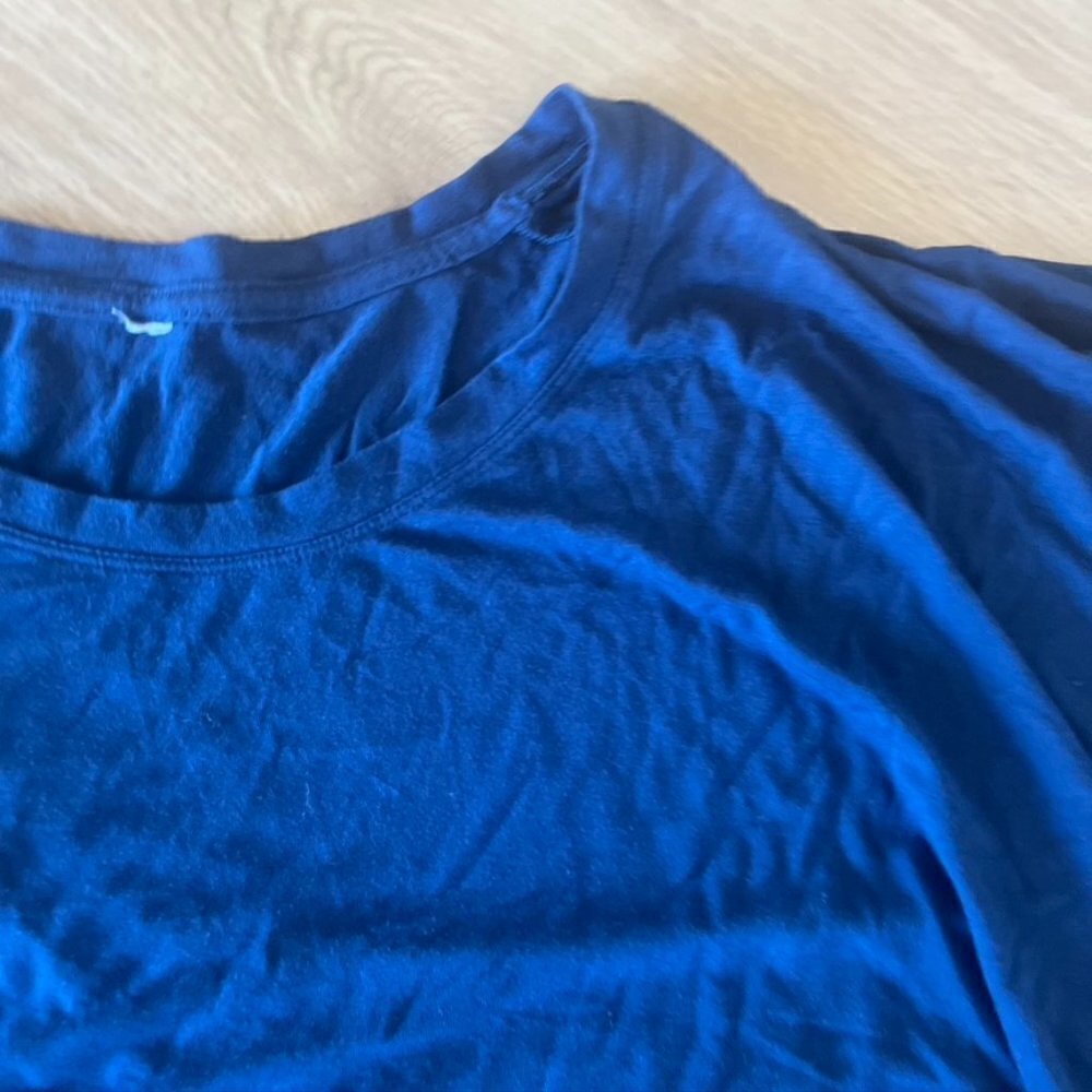 Athleta cloudlight long sleeved shirt Navy Blue 2X - Picture 5 of 9